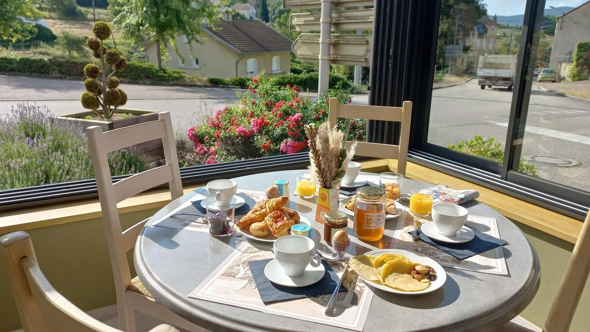 Hotel Restaurant De La Poste Saint-Just-en-Chevalet